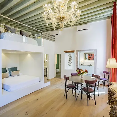 Corte Rubbi 3 Deluxe Studio-apartment Βενετία