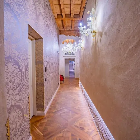 Corte Rubbi 3 Deluxe Studio-apartment البندقية